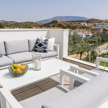 Magnificent Frontline Golf Penthouse In Navigolf La Cala De Mijasアパートメント エクステリア 写真
