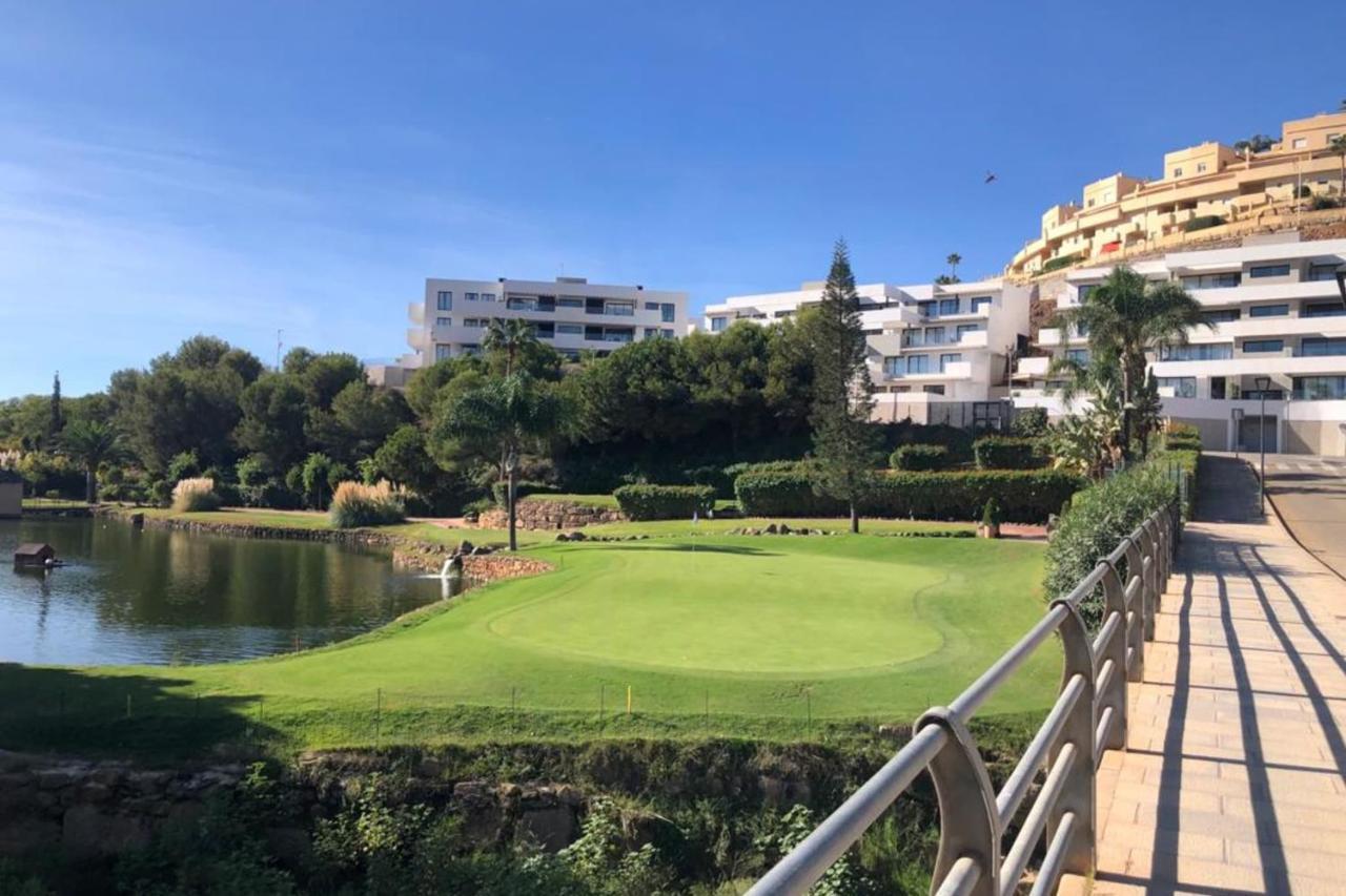 Magnificent Frontline Golf Penthouse In Navigolf La Cala De Mijasアパートメント エクステリア 写真